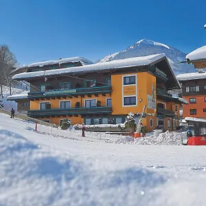 Hotel Garni Wolfgang, Saalbach-Hinterglemm