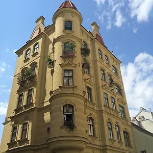 7th Heaven Center Apartment Wien