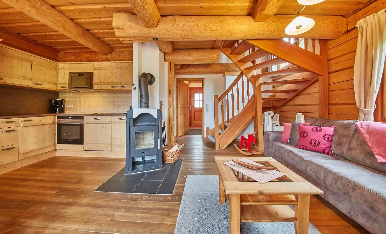 Apartmán Drei Hittn Saalbach 0*, Saalbach-Hinterglemm
